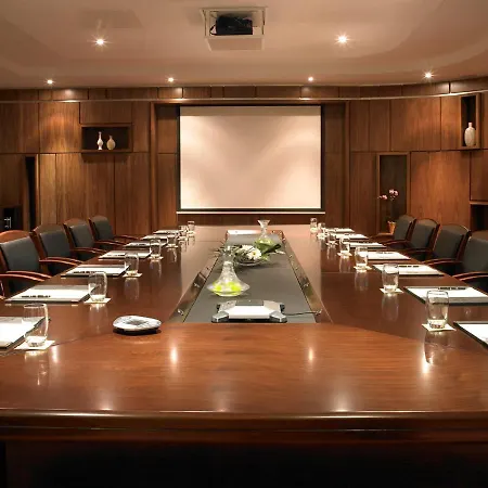 فندق Horse & Jockey