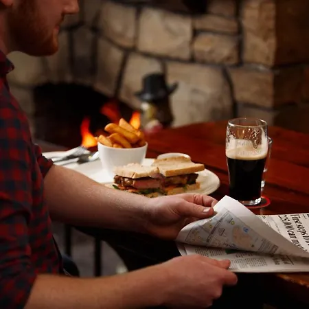 Horse & Jockey 4* 호스 앤드 조키