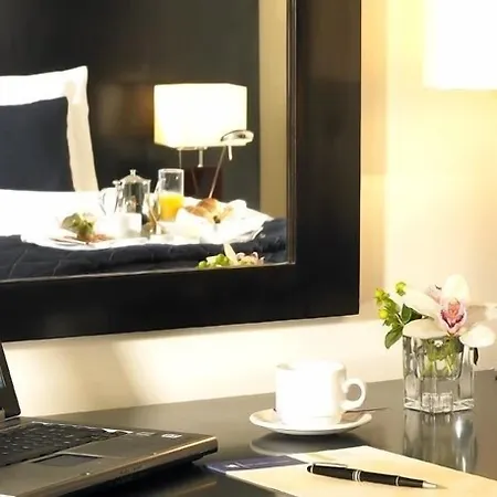 Horse & Jockey Hotel 4*