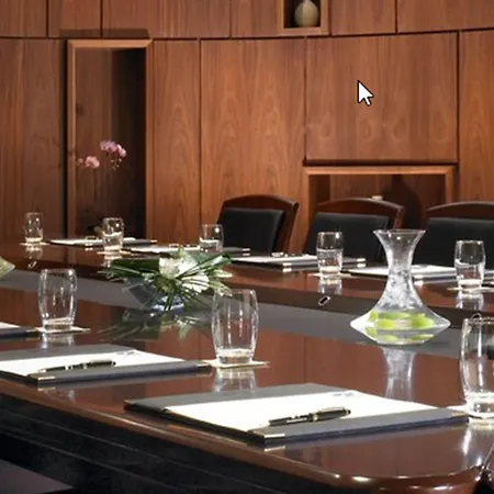 호텔 Horse & Jockey 호스 앤드 조키