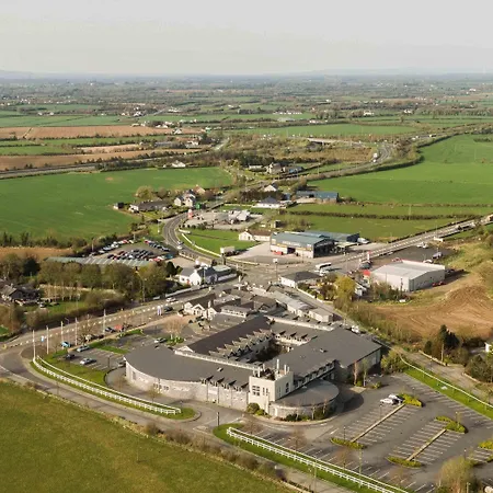 Horse & Jockey Hotel