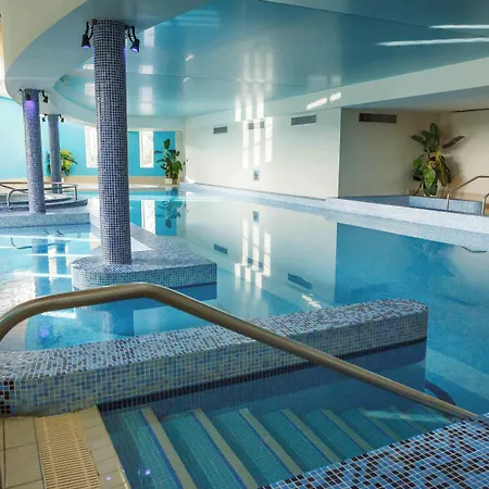 Horse & Jockey Hotel