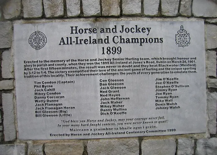 Horse & Jockey Отель