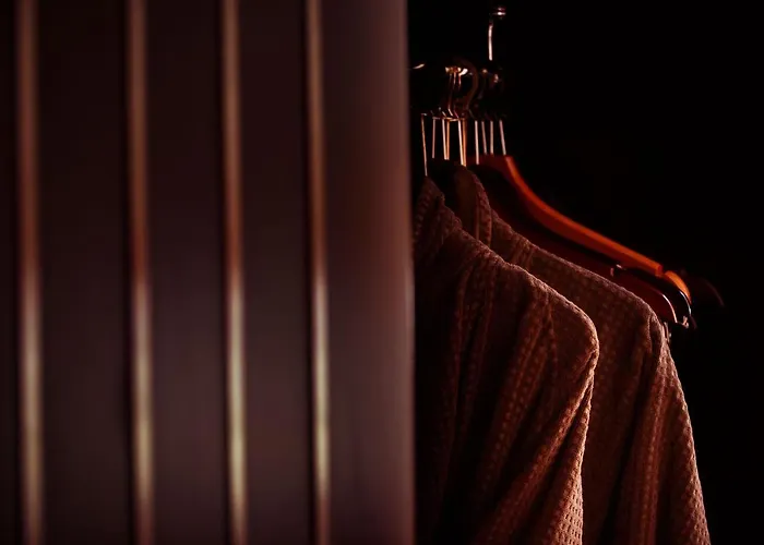 Отель Horse & Jockey Хорс-энд-Джоки