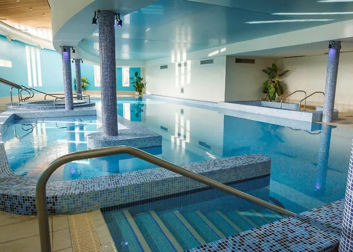 Отель Horse & Jockey Хорс-энд-Джоки