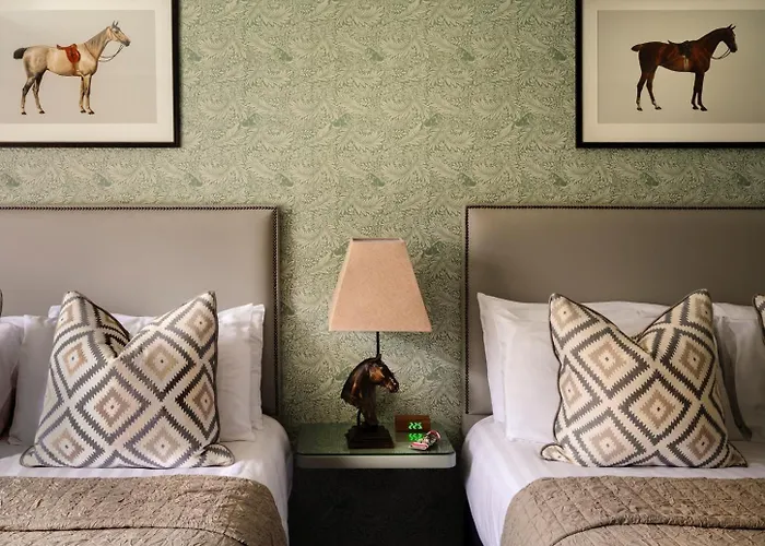 Horse & Jockey 4* Хорс-энд-Джоки