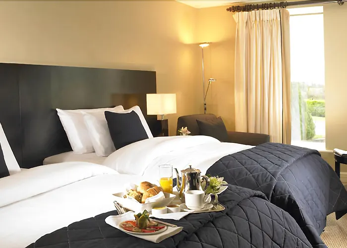 Отель Horse & Jockey Хорс-энд-Джоки