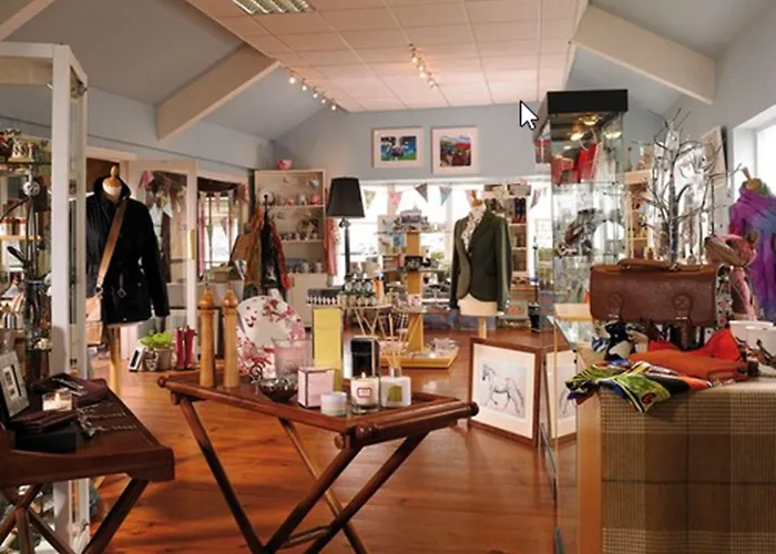 Отель Horse & Jockey