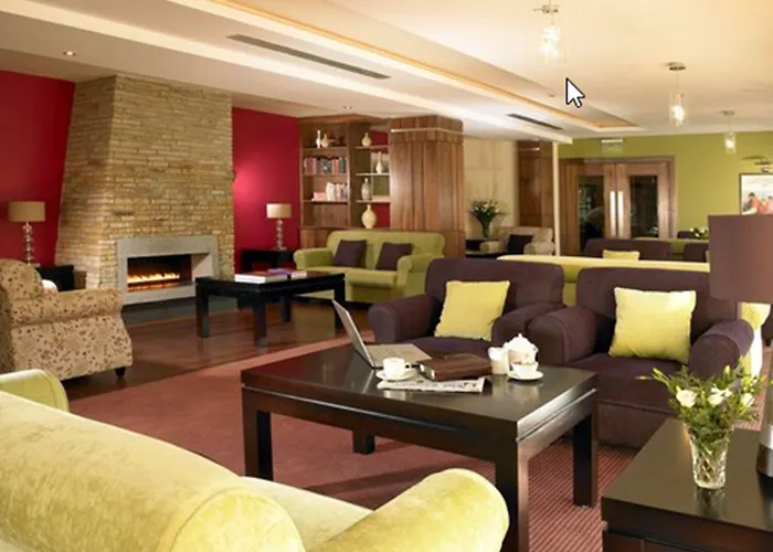 Horse & Jockey Отель