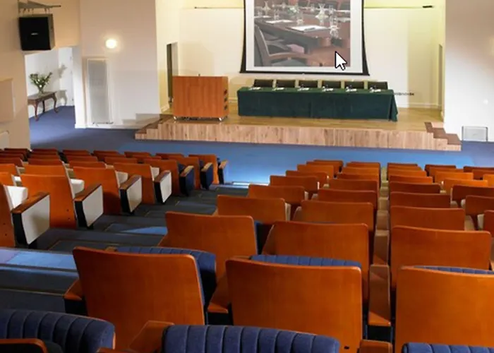 Horse & Jockey Отель Хорс-энд-Джоки