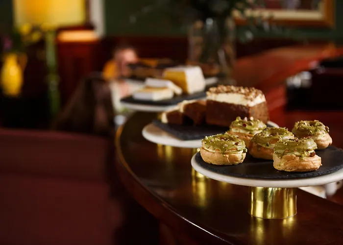 Horse & Jockey Отель