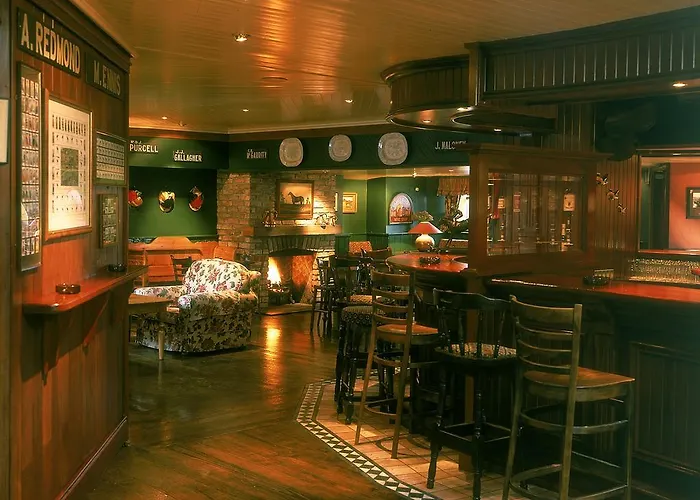 Отель Horse & Jockey