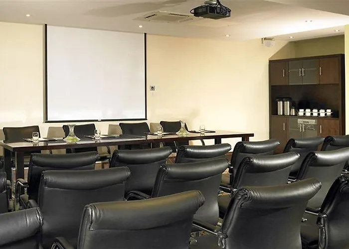 Horse & Jockey 4* Хорс-энд-Джоки