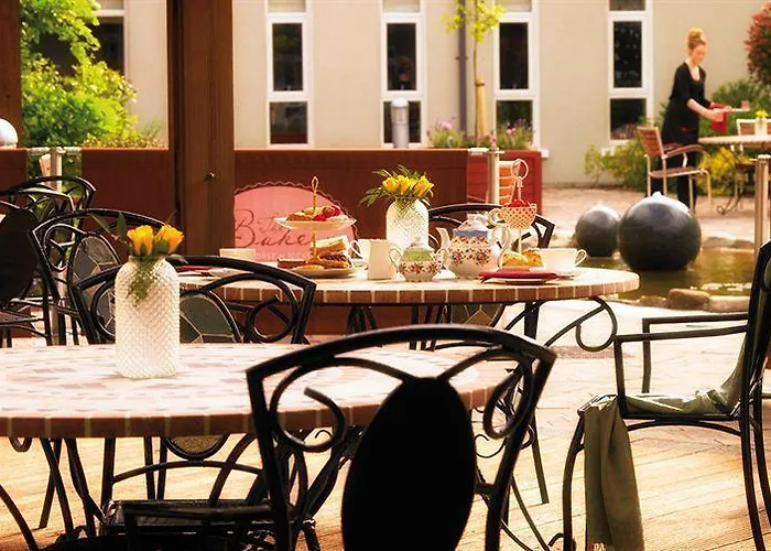 Horse & Jockey Hotel Horse and Jockey